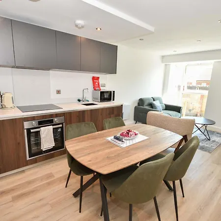 Fabulous 1 Bedroom W Wifi In Apartmán *