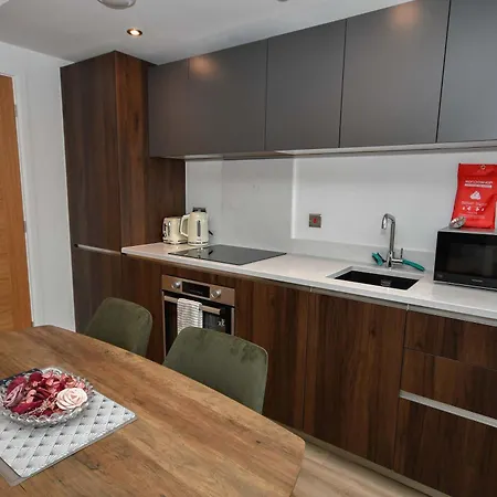 Fabulous 1 Bedroom W Wifi In *